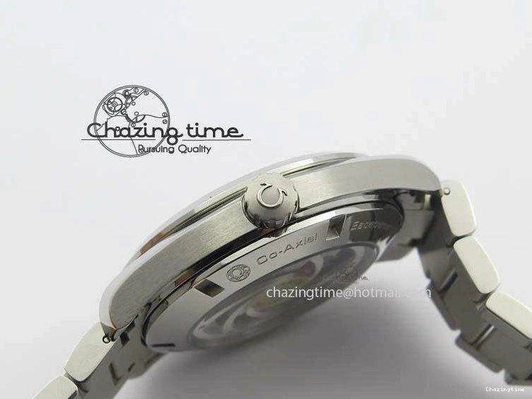 0822 QuickDry Aqua Terra ‘James Bond’ SS JHF Best Edition Blue Dial On SS Bracelet A 8203